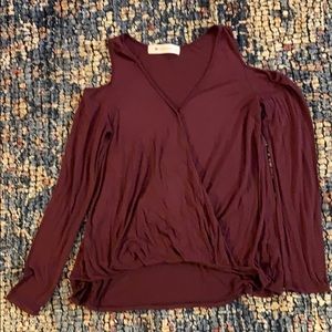 Maroon cold shoulder shirt